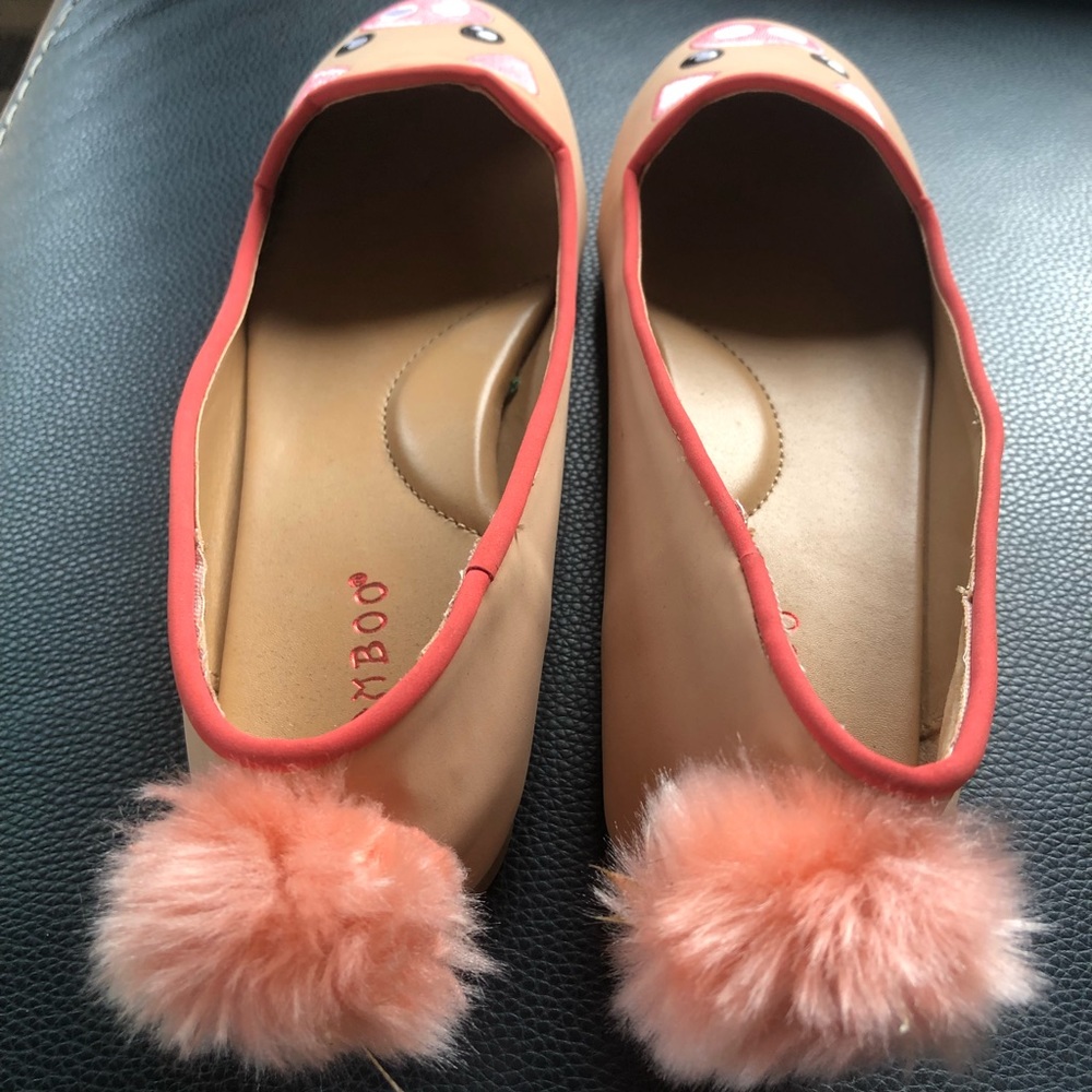 Bamboo piggy flats. 🐷